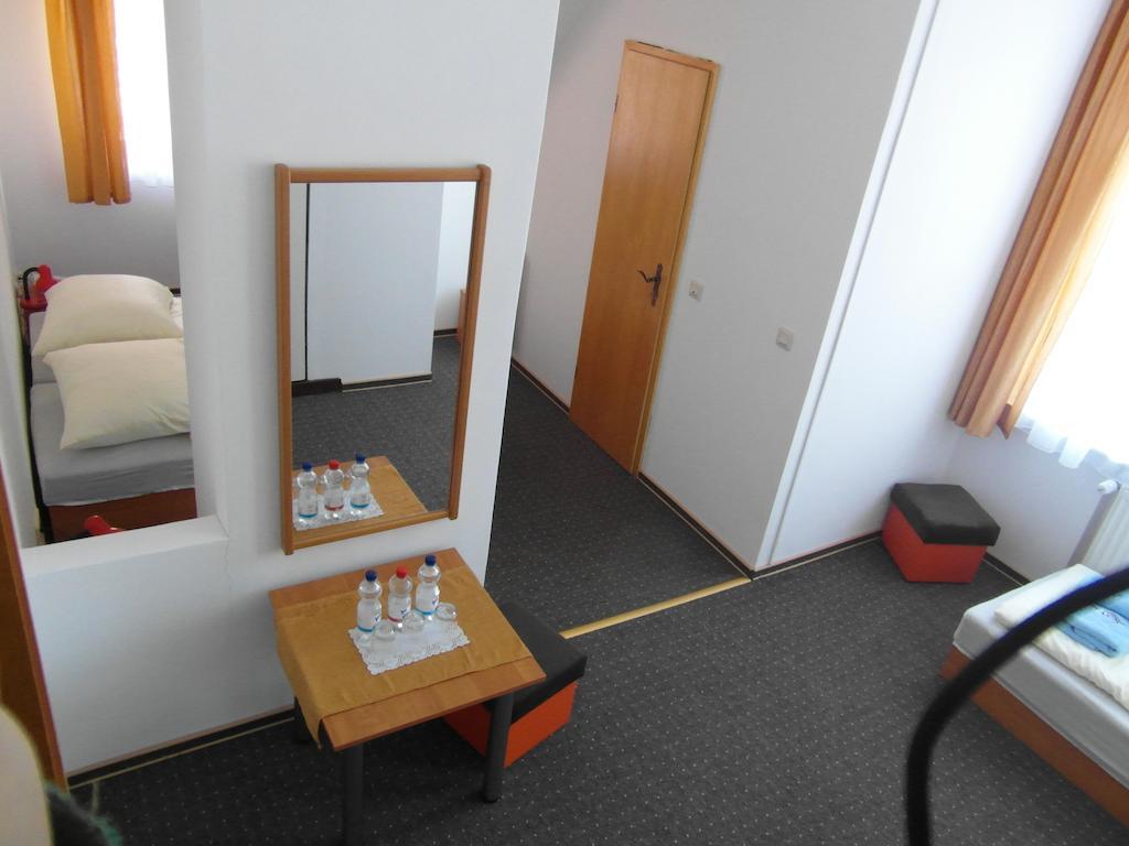 Pension "Am Wald" Лаутентхаль Номер фото