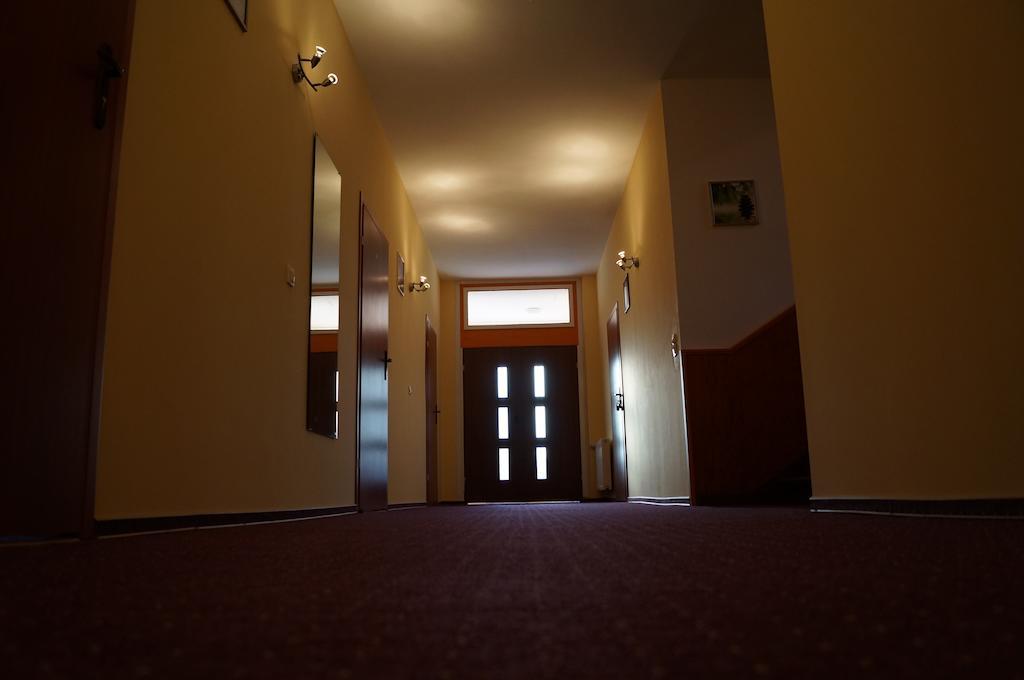 Pension "Am Wald" Лаутентхаль Экстерьер фото